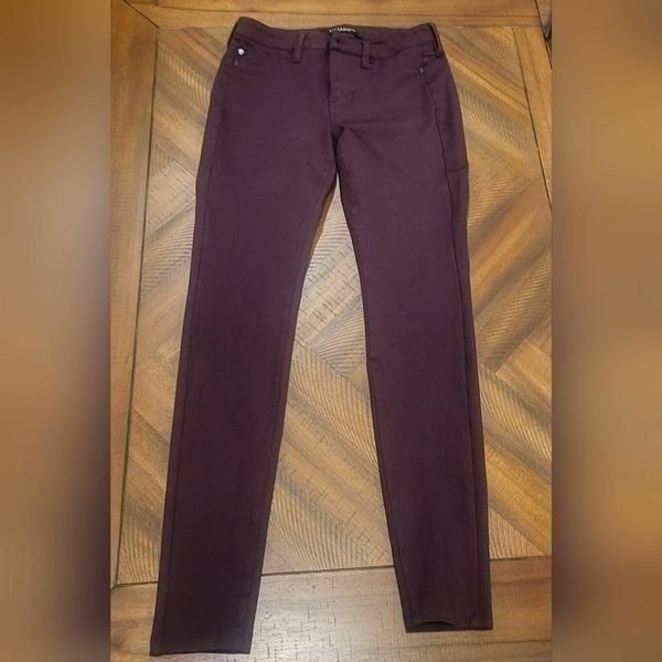Liverpool Los Angeles Stretchy Pants Deep Maroon Size 4