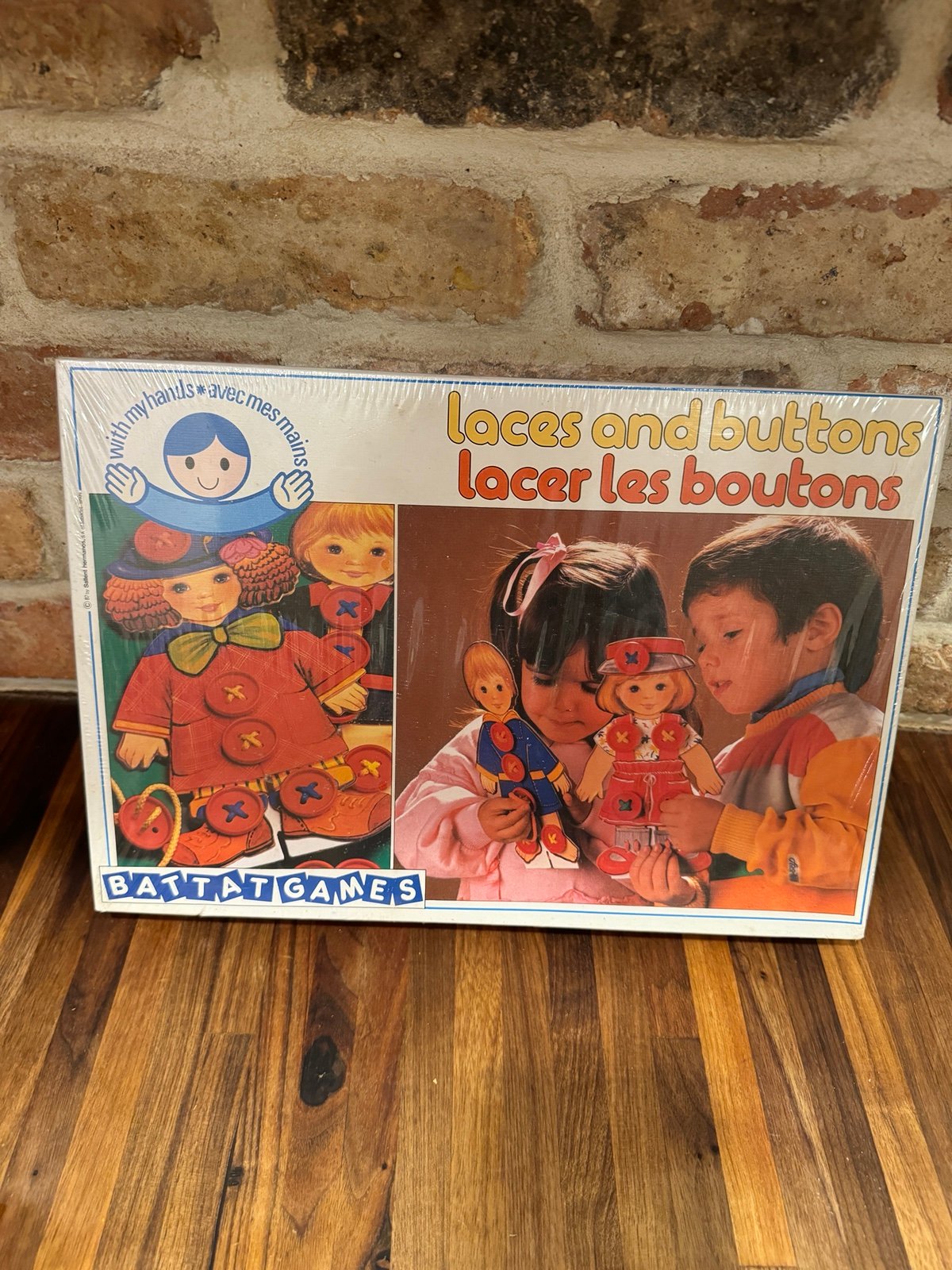 New sealed Vintage Laces And Buttons activity BY BATTAT GAMES 3013 Toy 1987