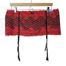 NWT Cacique Lane Bryant 18 20 Garter Belt Red Black Lace Bows Hook Eye Lingerie