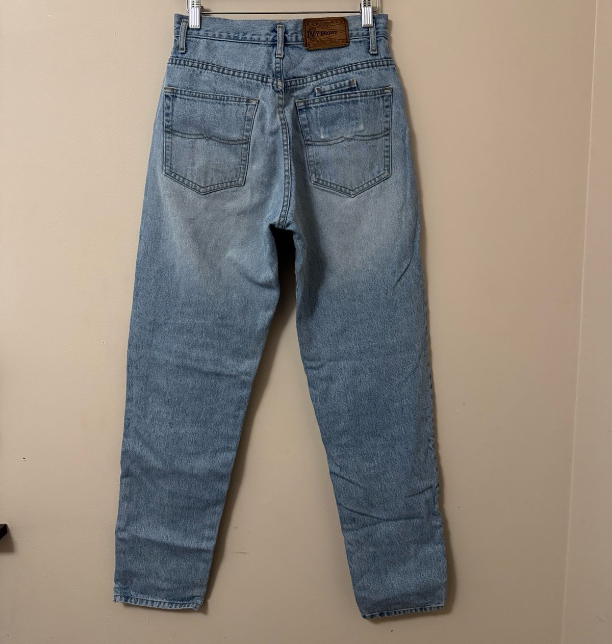 Ivy Brown (8) vintage blue medium wash button fly straight leg mom denim jeans