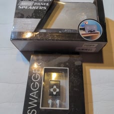 Swagger 2GB MP3 Player and panel speaker