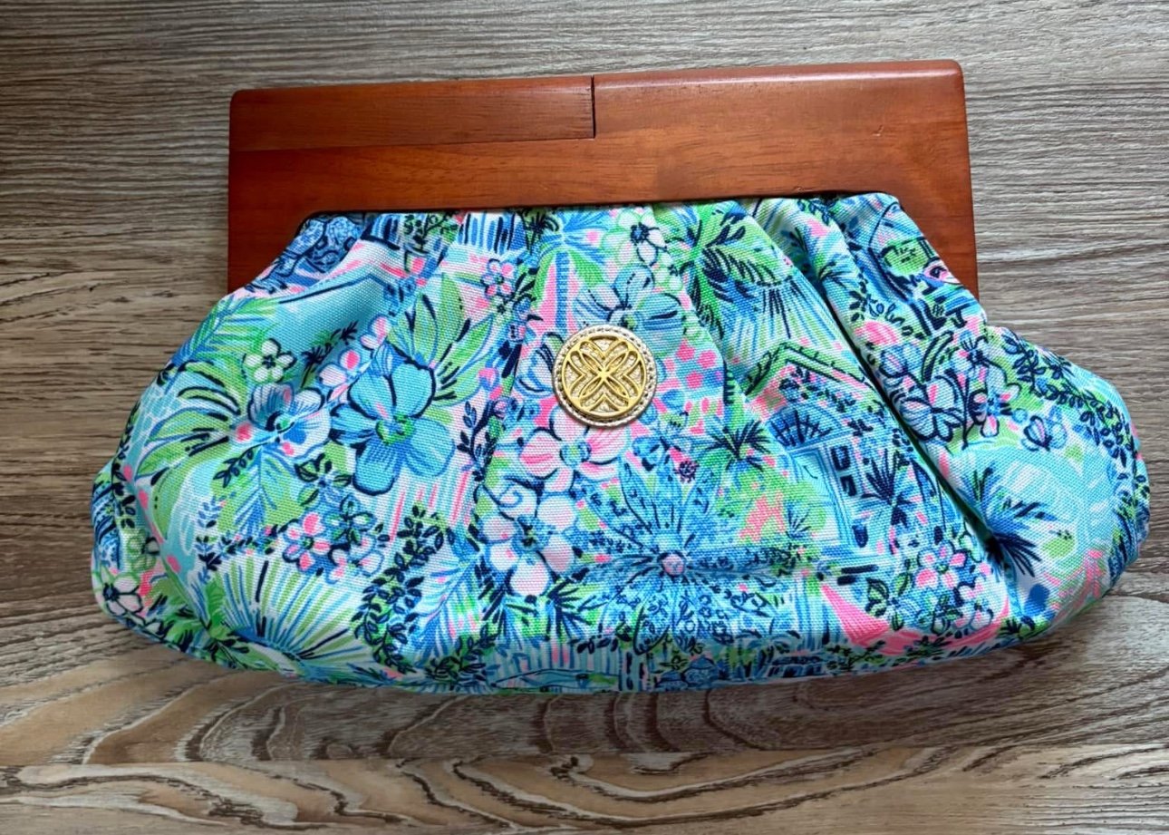 Lilly Pulitzer Lilly’s house clutch