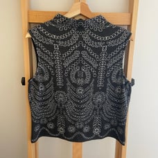 St. John Lace Pattern Sleeveless Mock Neck Sweater Top
