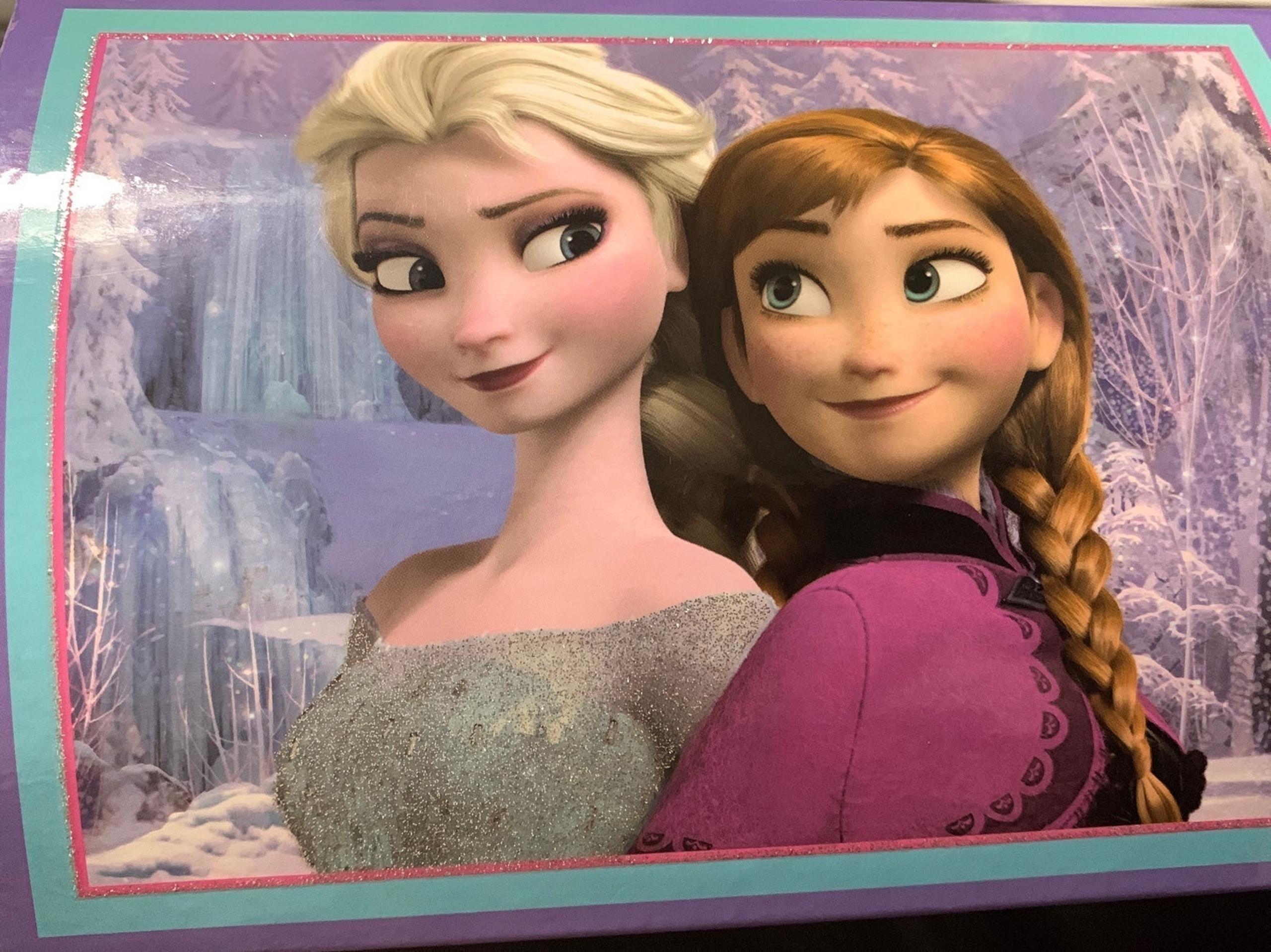Disney Frozen Wind Up Jewelry Music Box Anna & Elsa