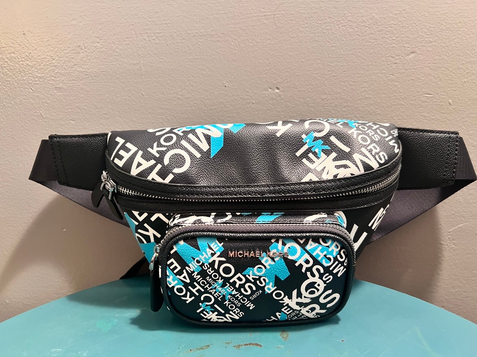 michael kors utility belt bag