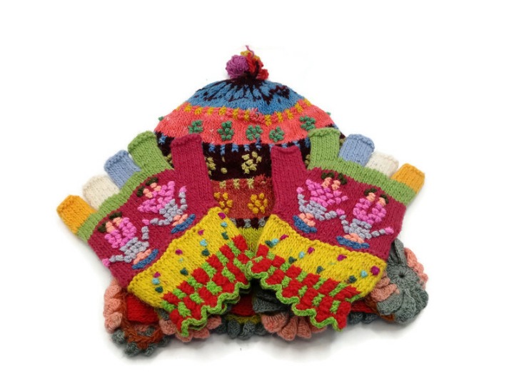 Set of Chullo with Multicolor Wool Gloves Hand Knitted Winter Warm