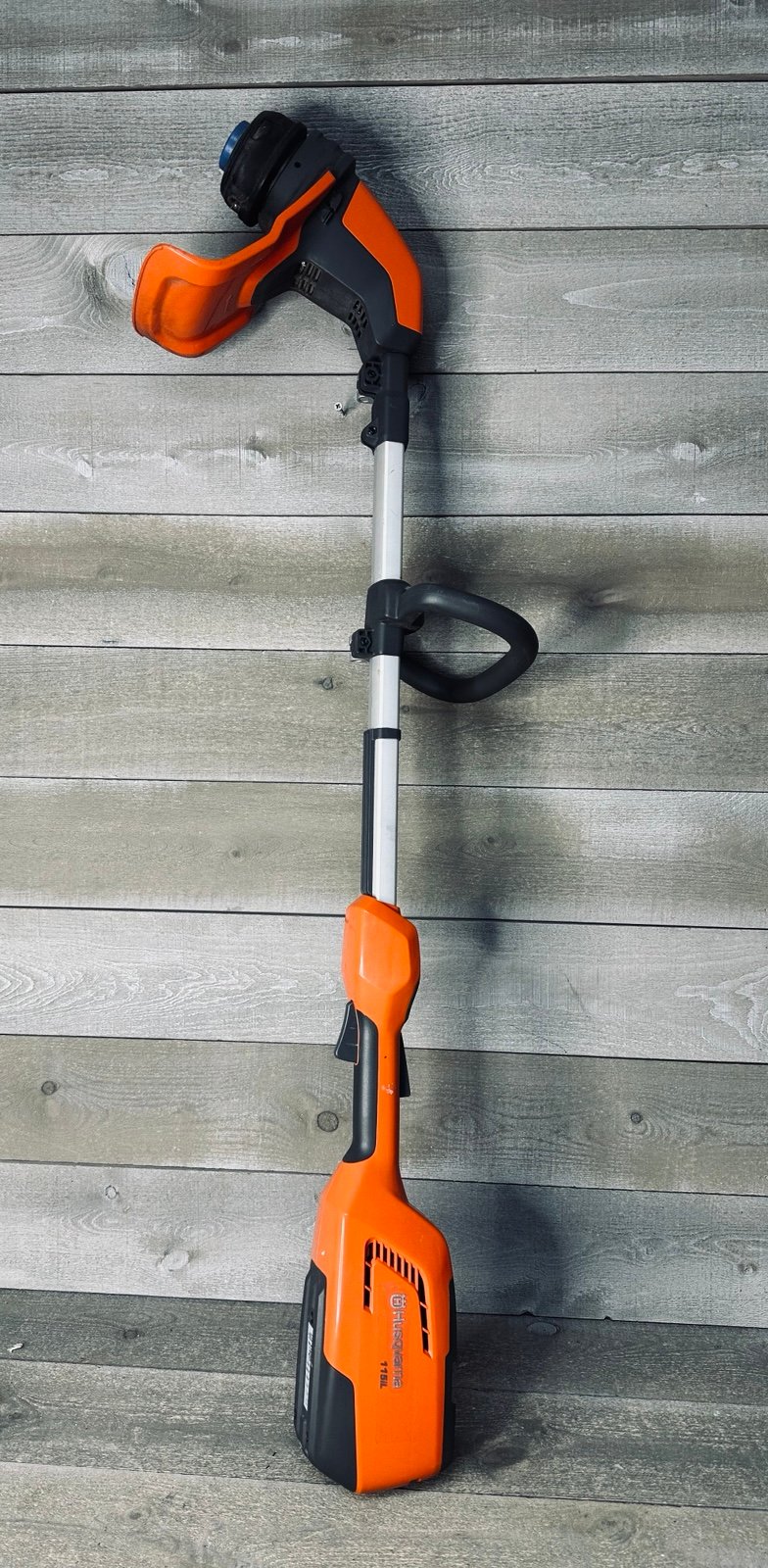 Husqvarna 115iL Cordless Battery Grass Strimmer Bare Tool NO BATTERY OR CHARGER