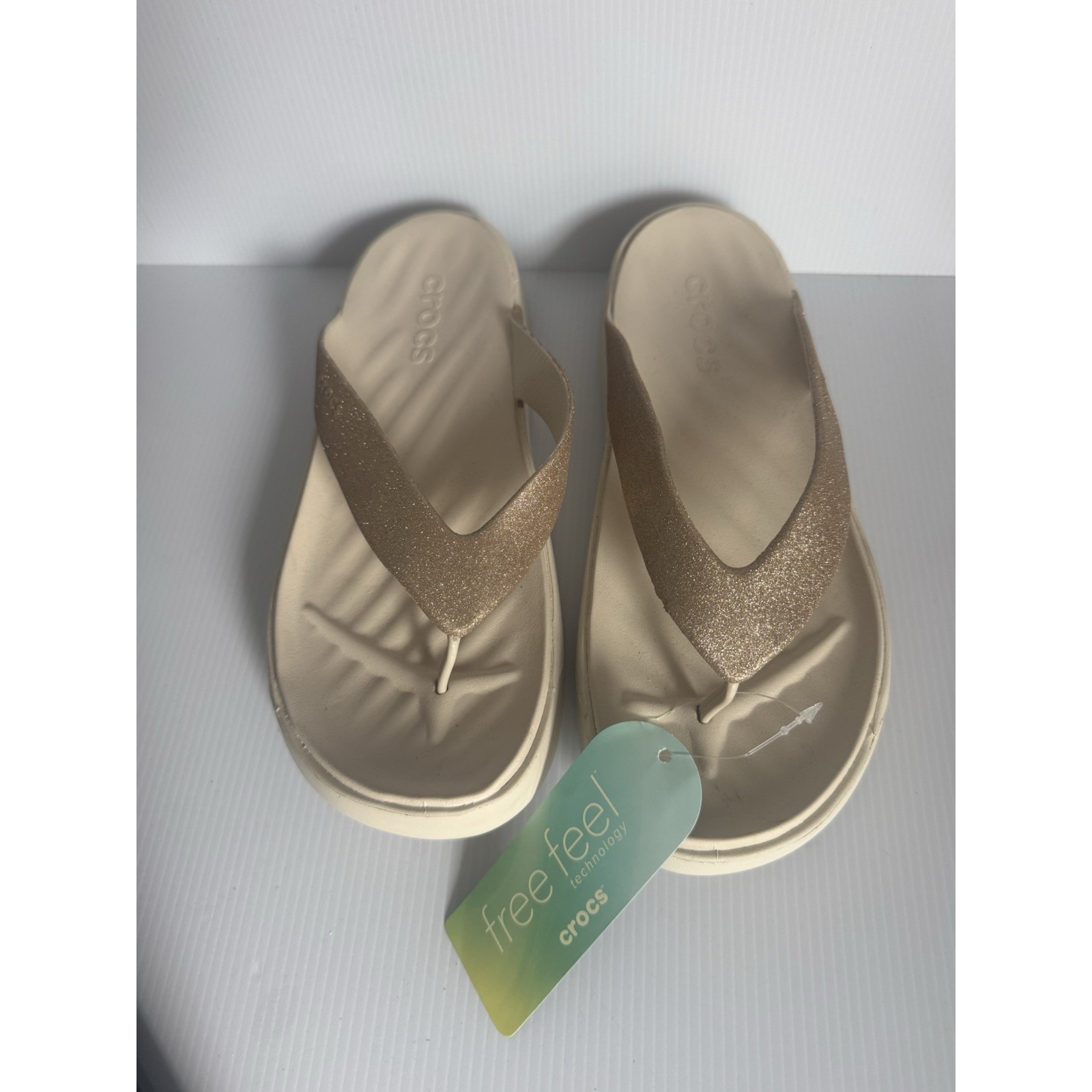 Getaway Glitter Flip Flop Crocs NWT Womens Size 8W