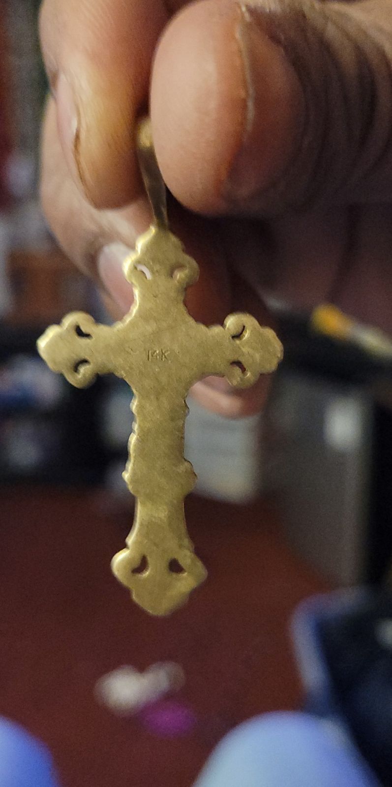 14k gold pendant