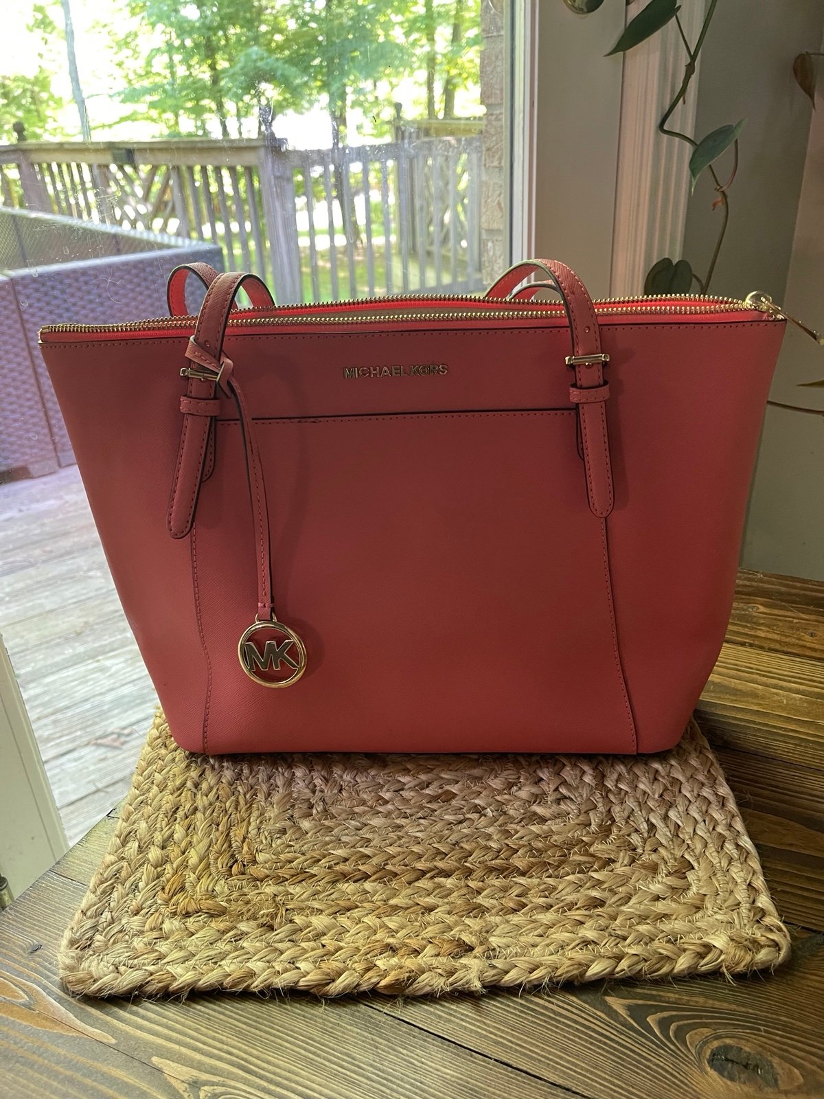 Michael Kors Jet Set purse