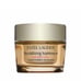 Estee Lauder revitalizing Supreme moisturizer youth crème