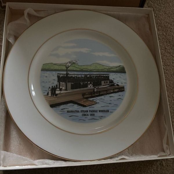 Hiawatha Steam Paddle Wheeler Collectors Plate