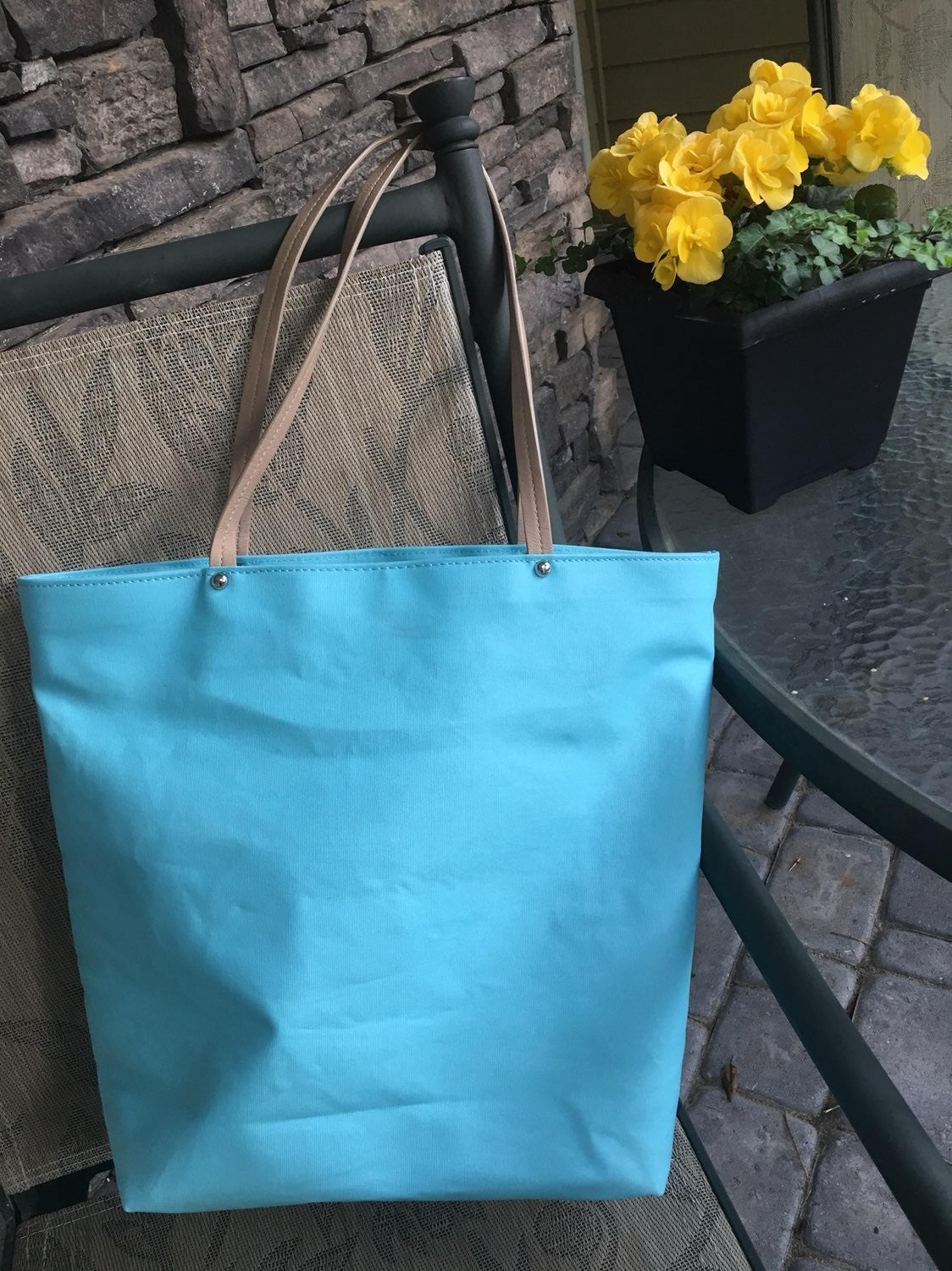 Charming Charlie Tote NWOT