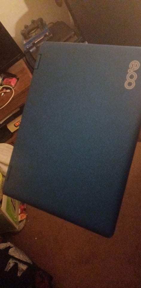 Laptop