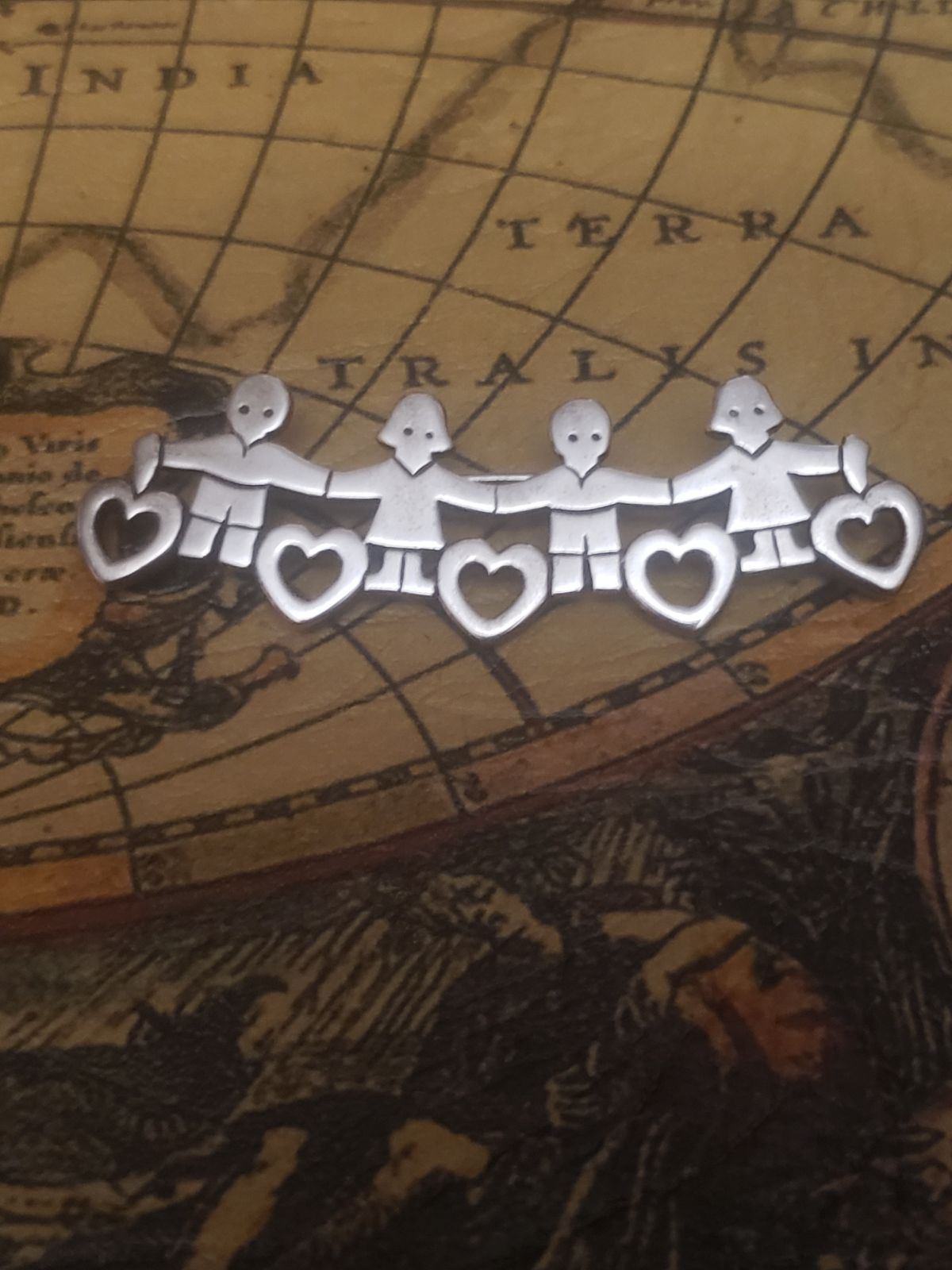 James Avery children broach
