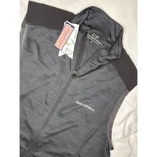 Vineyard Vines Martha's Vineyard Black Performance Vest Small NWT Lightweight