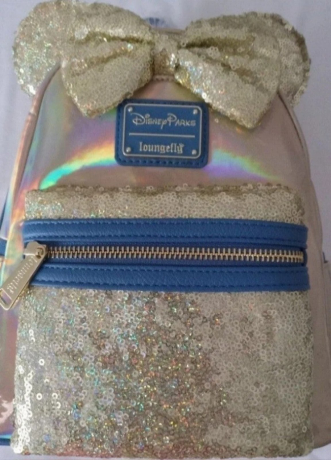Loungefly Minnie Mouse Sequin Gold 50th.  Mini Backpack