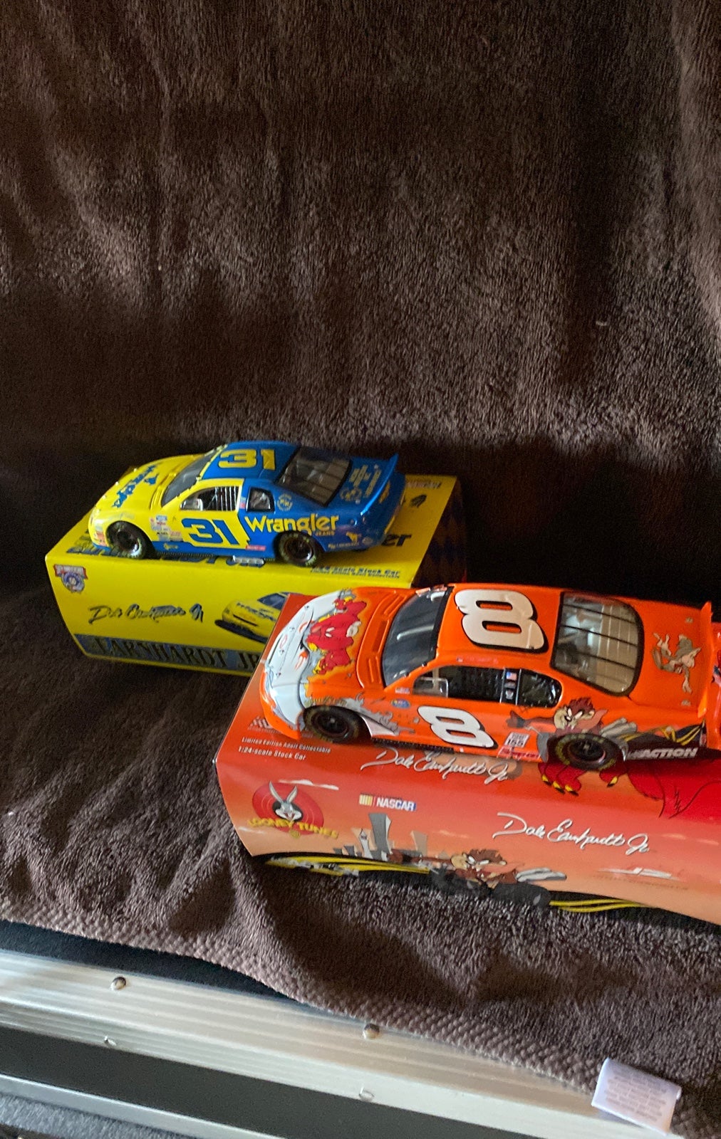 Nascar Lot of 2 Dale Earnhardt Jr Wrangler & Looney Tunes Rematch 1.24 Scale Die