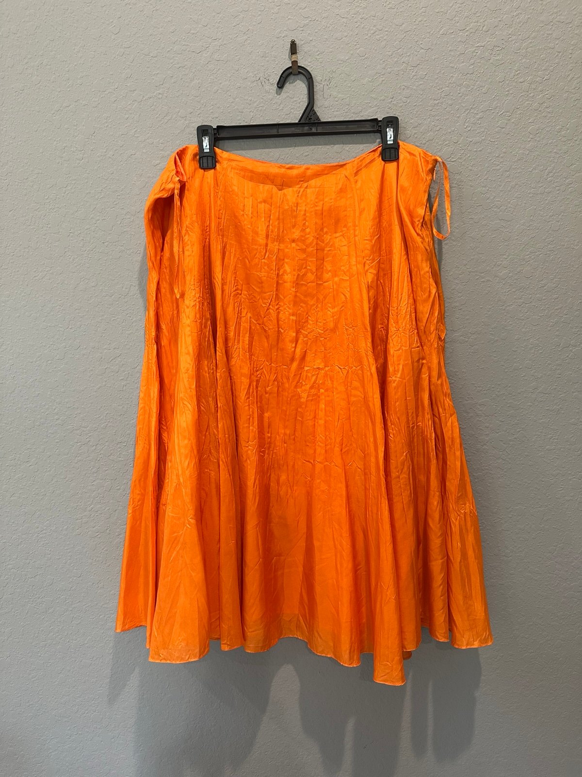 Lauren Ralph Lauren orange full skirt 100% silk Sz 16