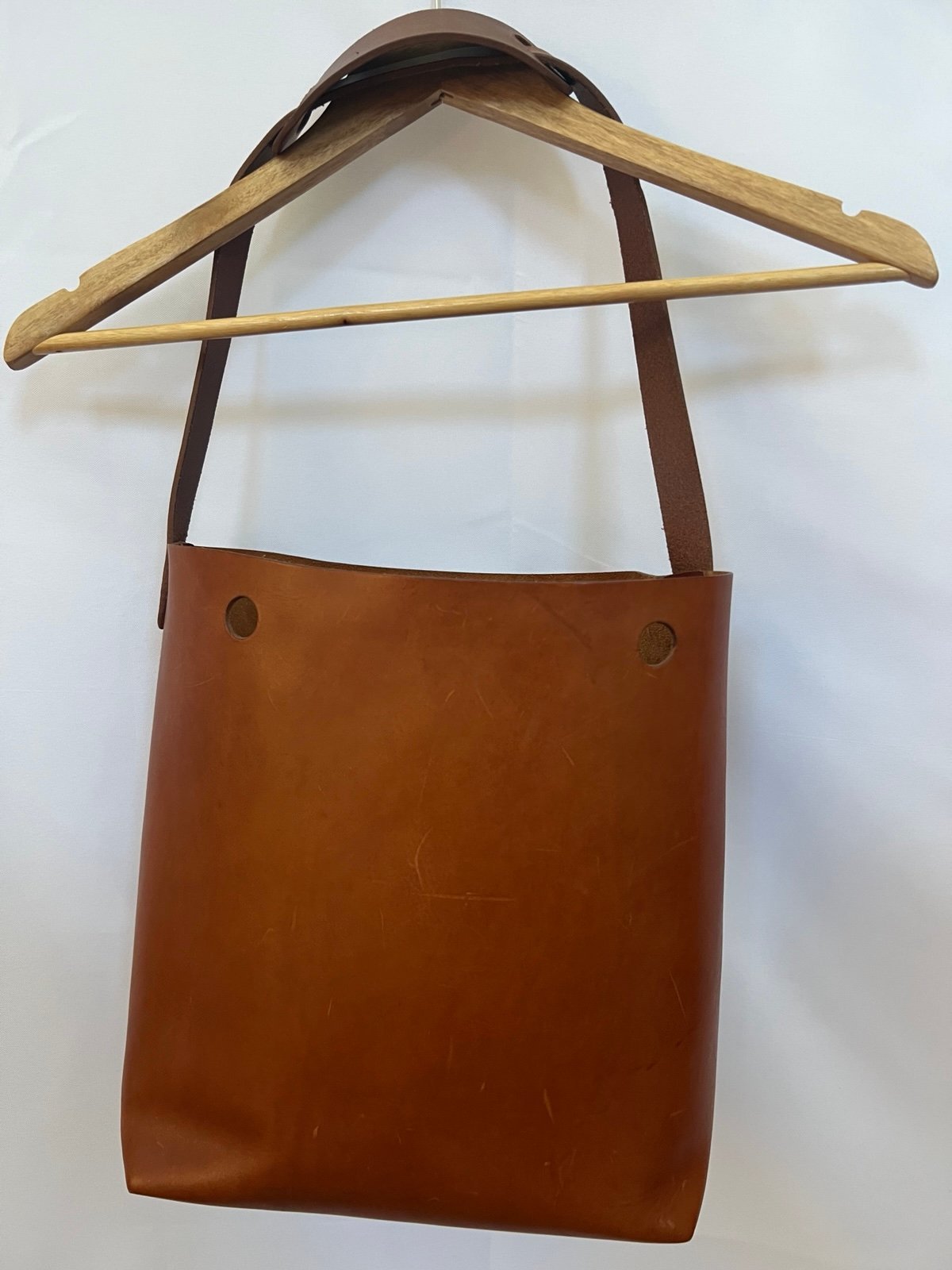 Brown bucket bag