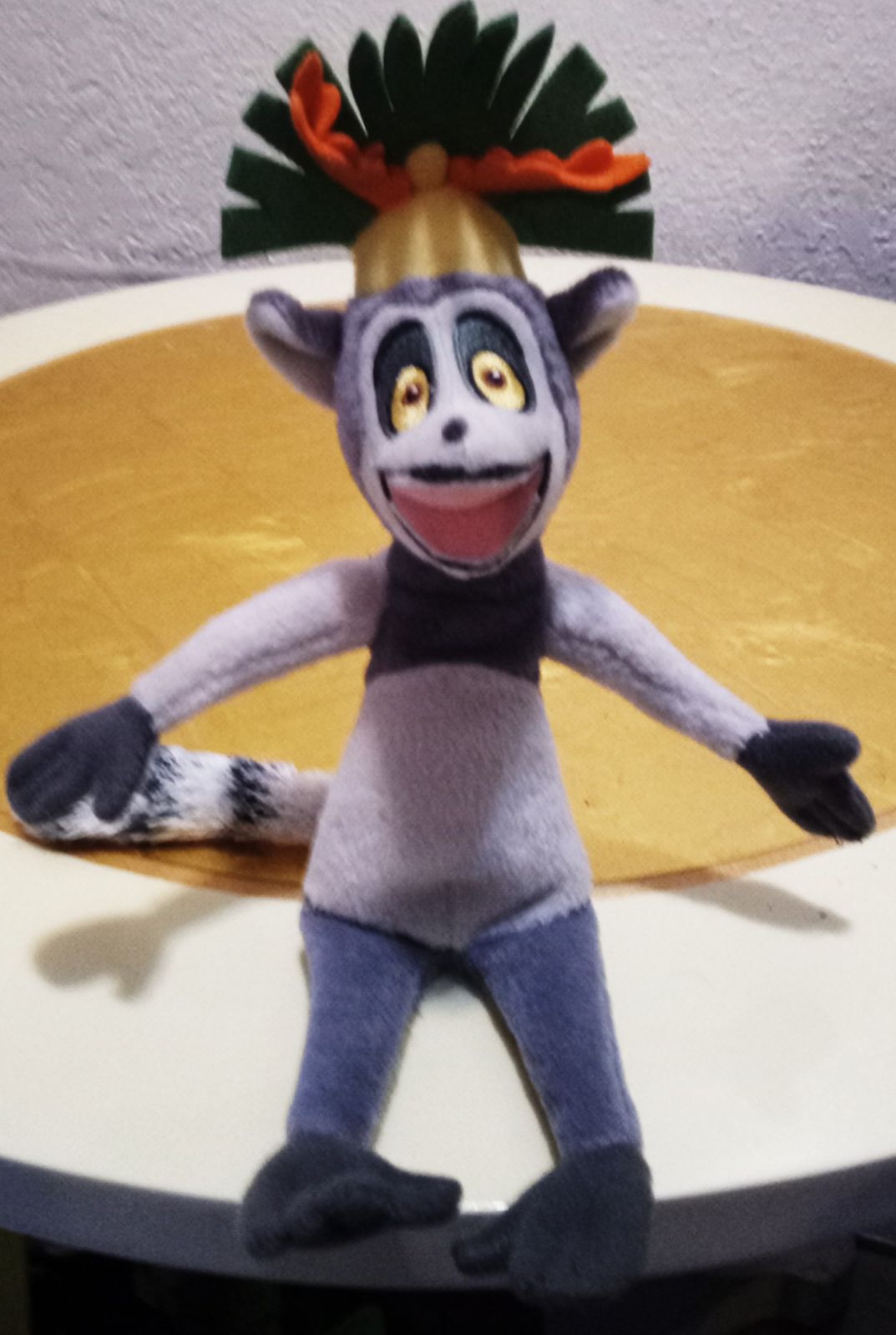 Ty Beanie Baby King Julien Madagascar