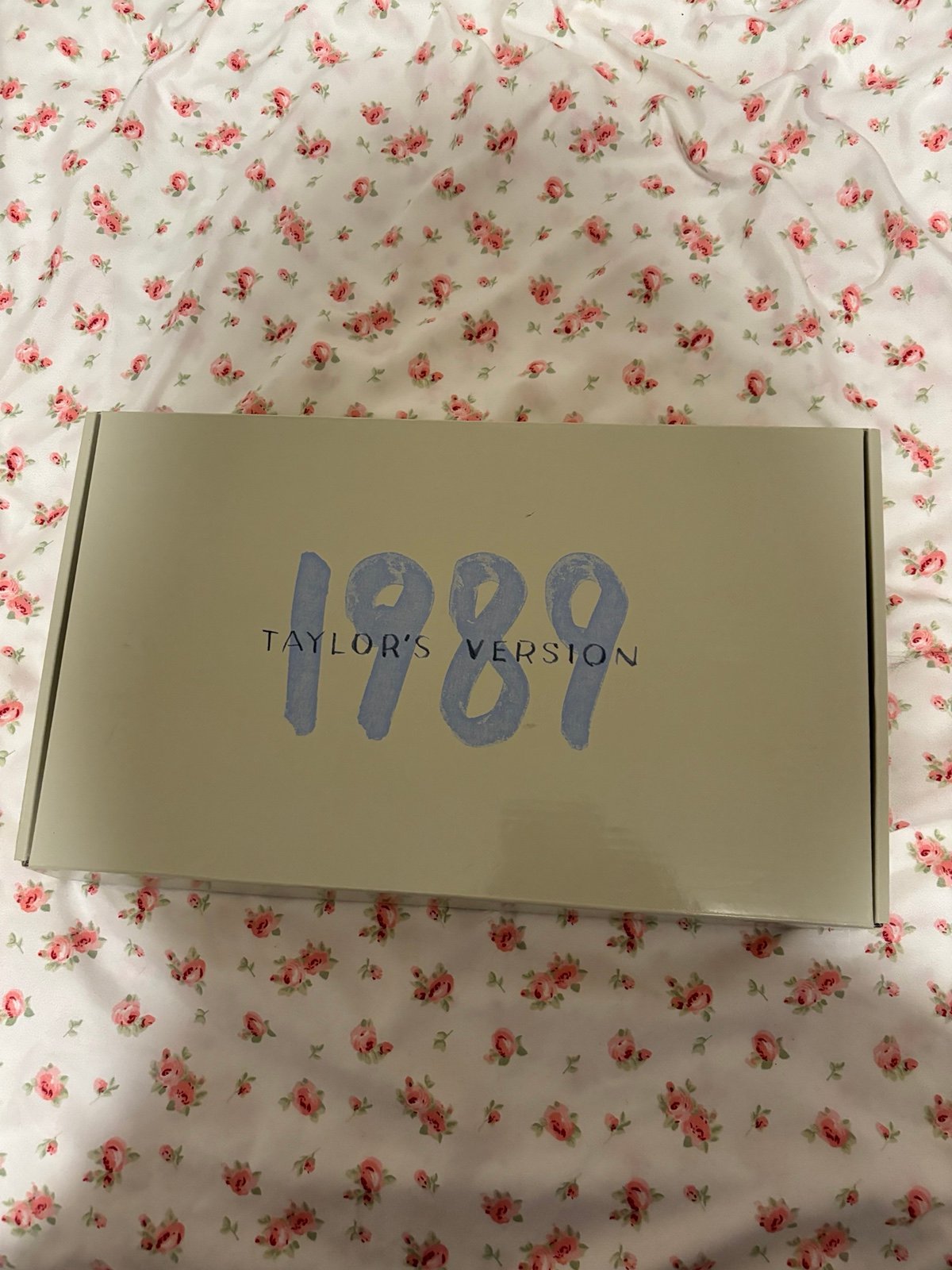 taylor swift 1989 taylor’s version CD display shelves film strip