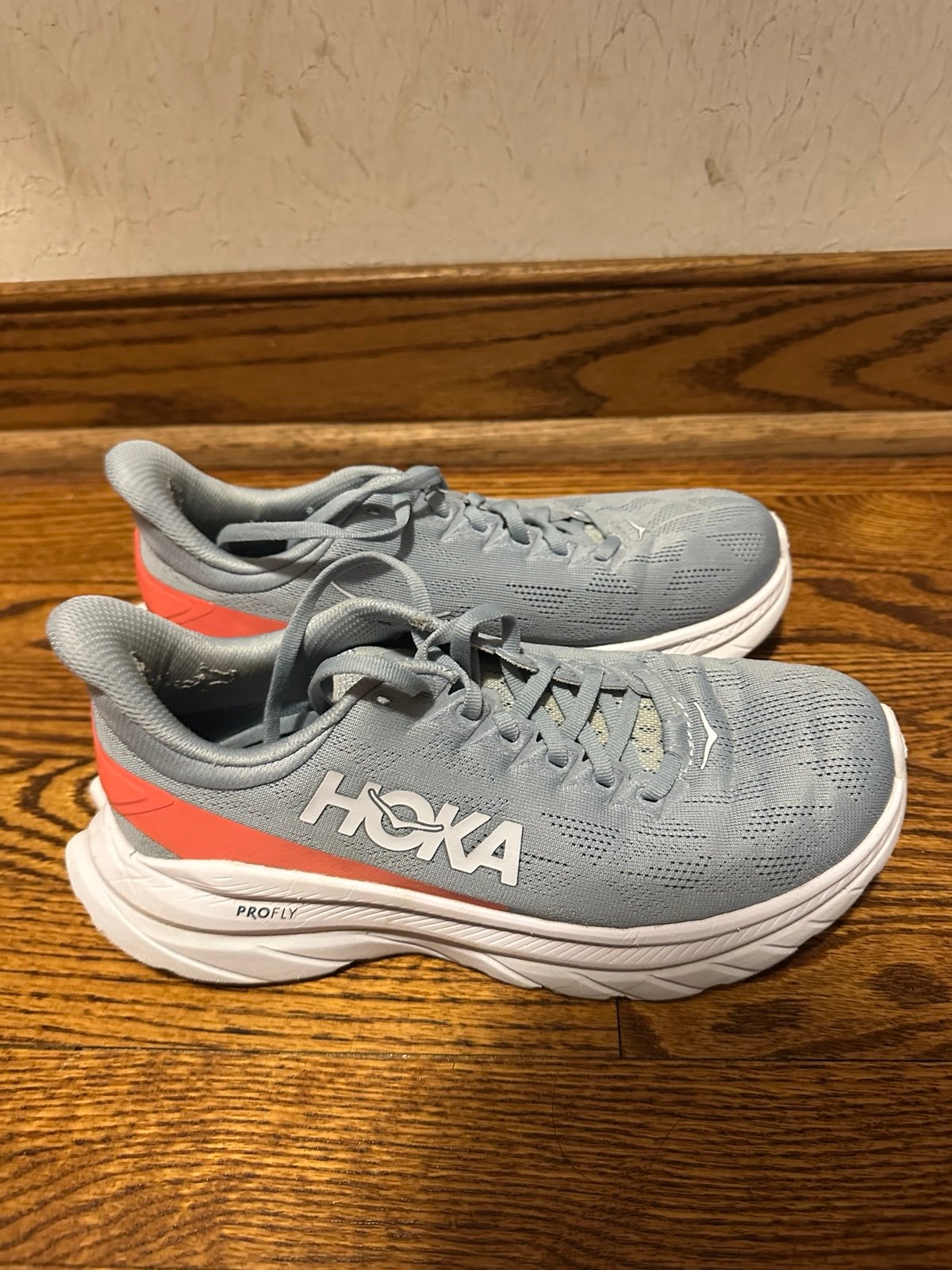 Women’s Hoka Shoes