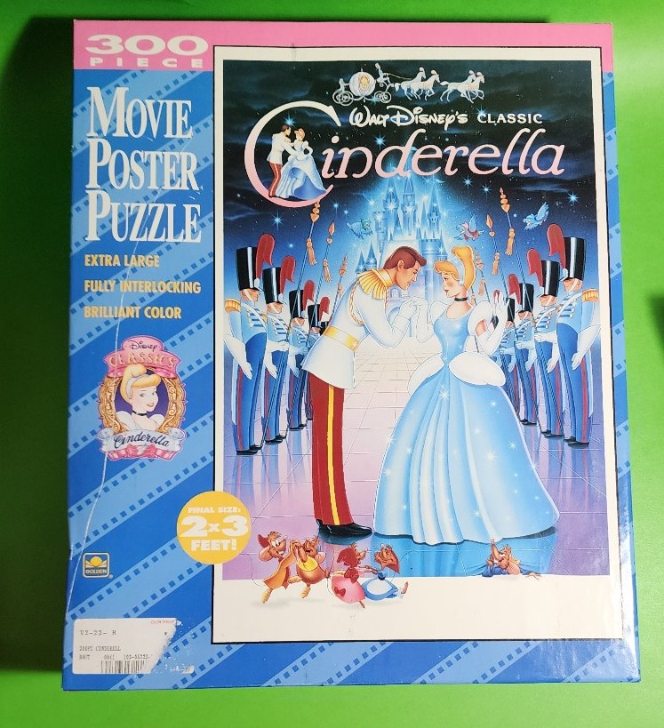 DISNEY'S CLASSIC CINDERELLA Vintage 300pc Movie Poster Puzzle