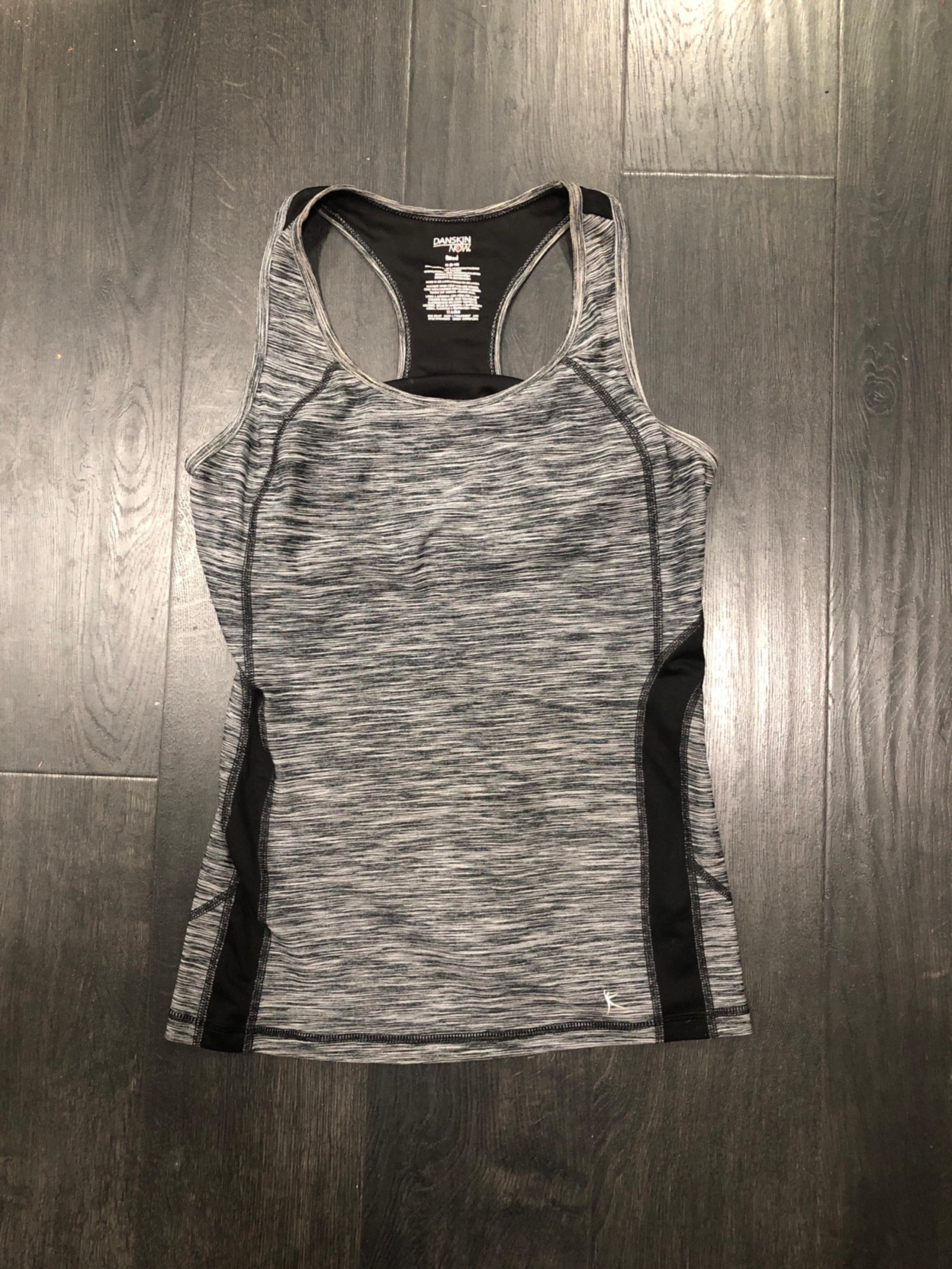 Women’s Fitted Medium Danskin Now Black Grey Athletic Tank Top
