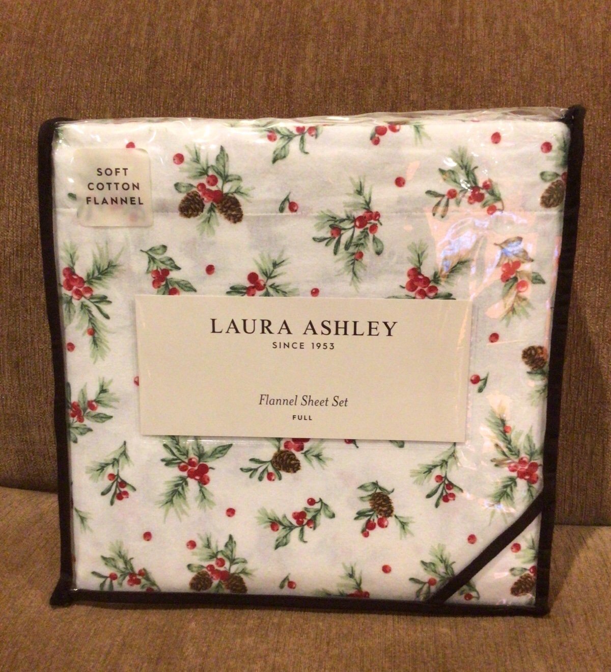 Laura Ashley Hollies And Pinecones Flannel Sheet Set FULL