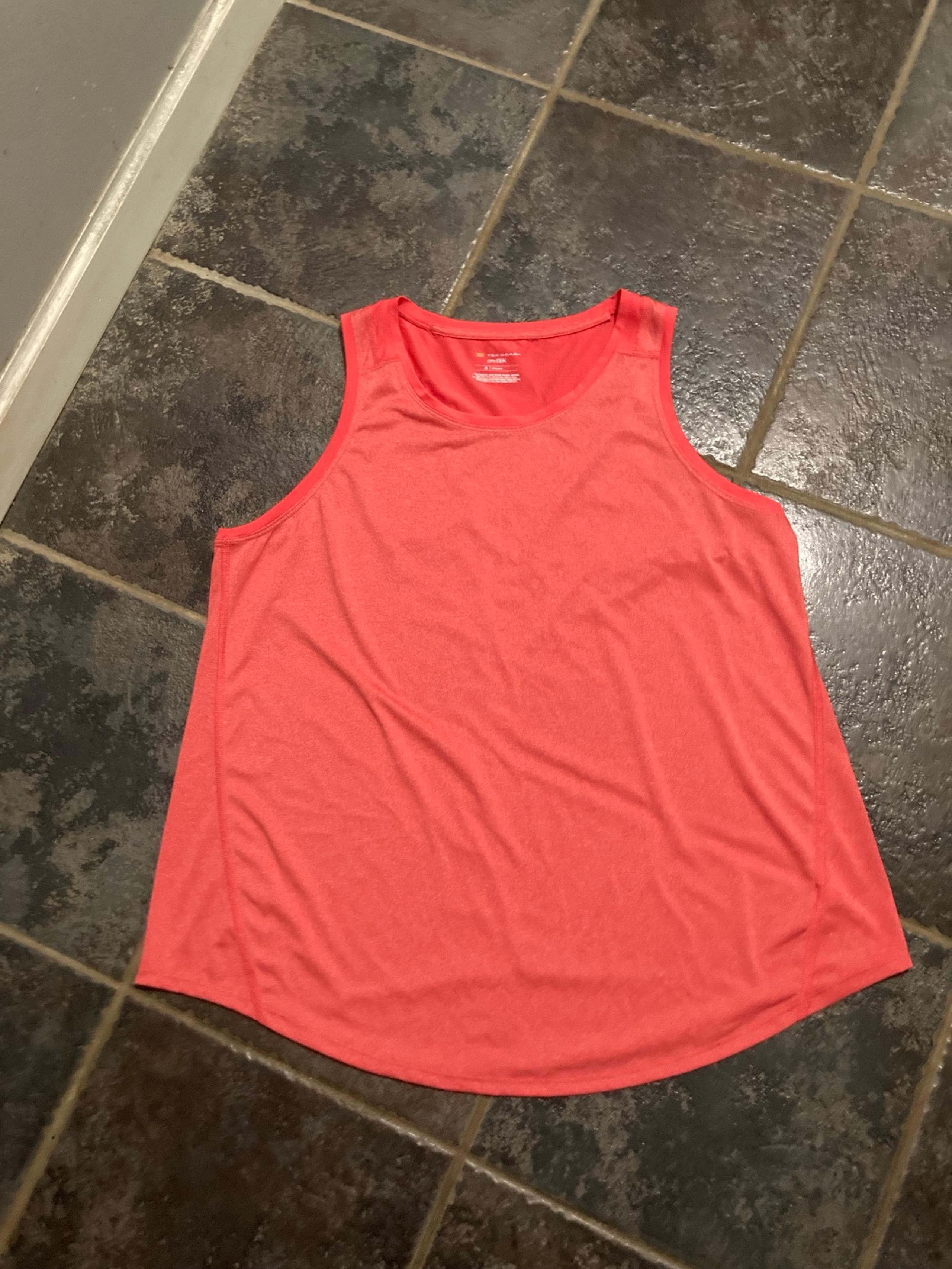 Tek Gear Women's Dry Tek Athletic Racerback Tank Top. Size XL