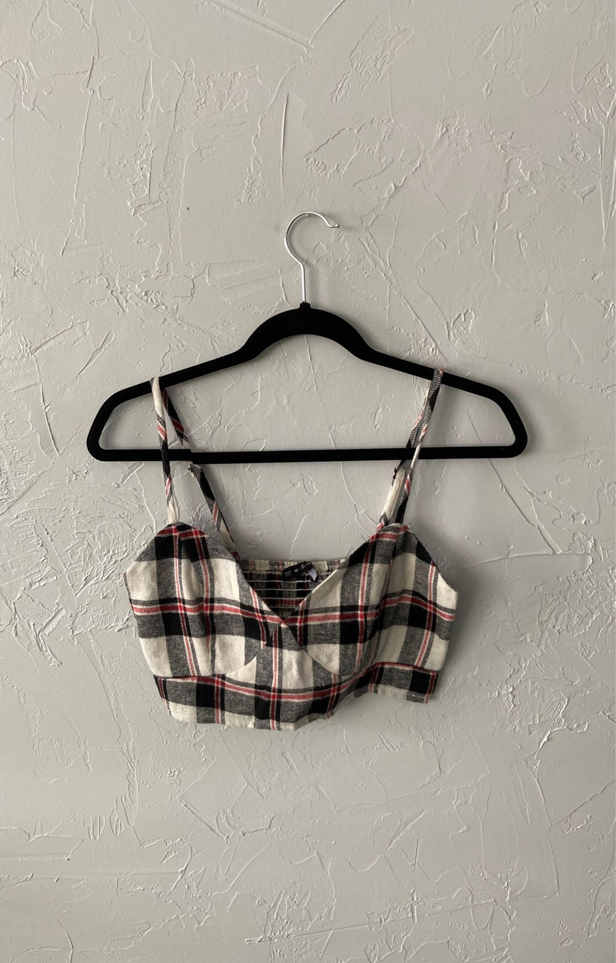 Zaful Cropped Tank Top