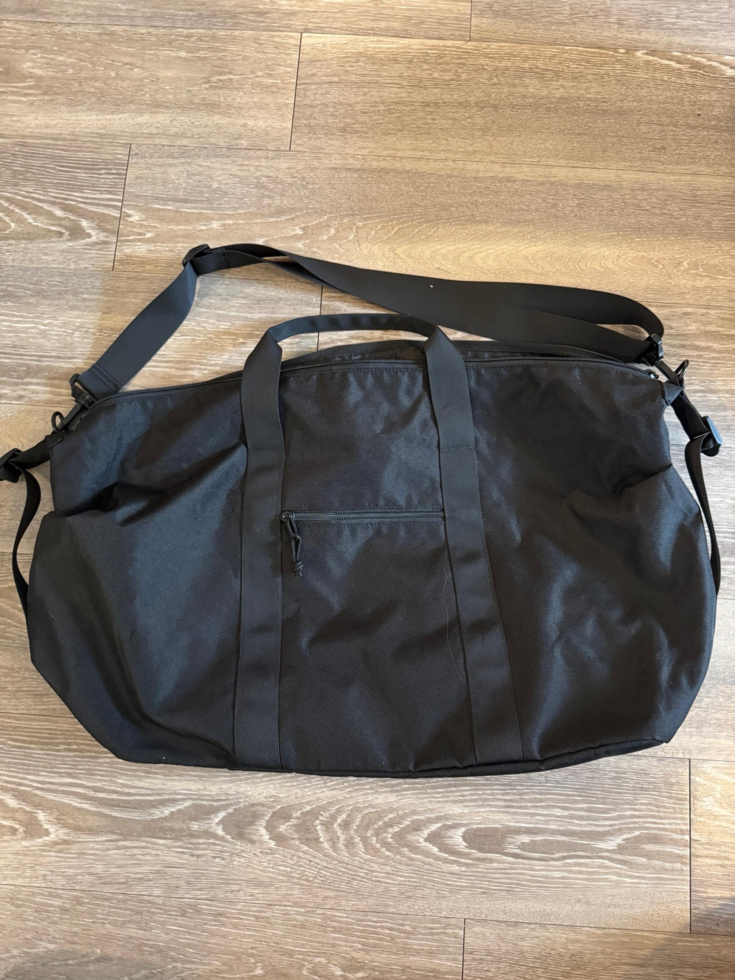 H&M Black Duffle Bag