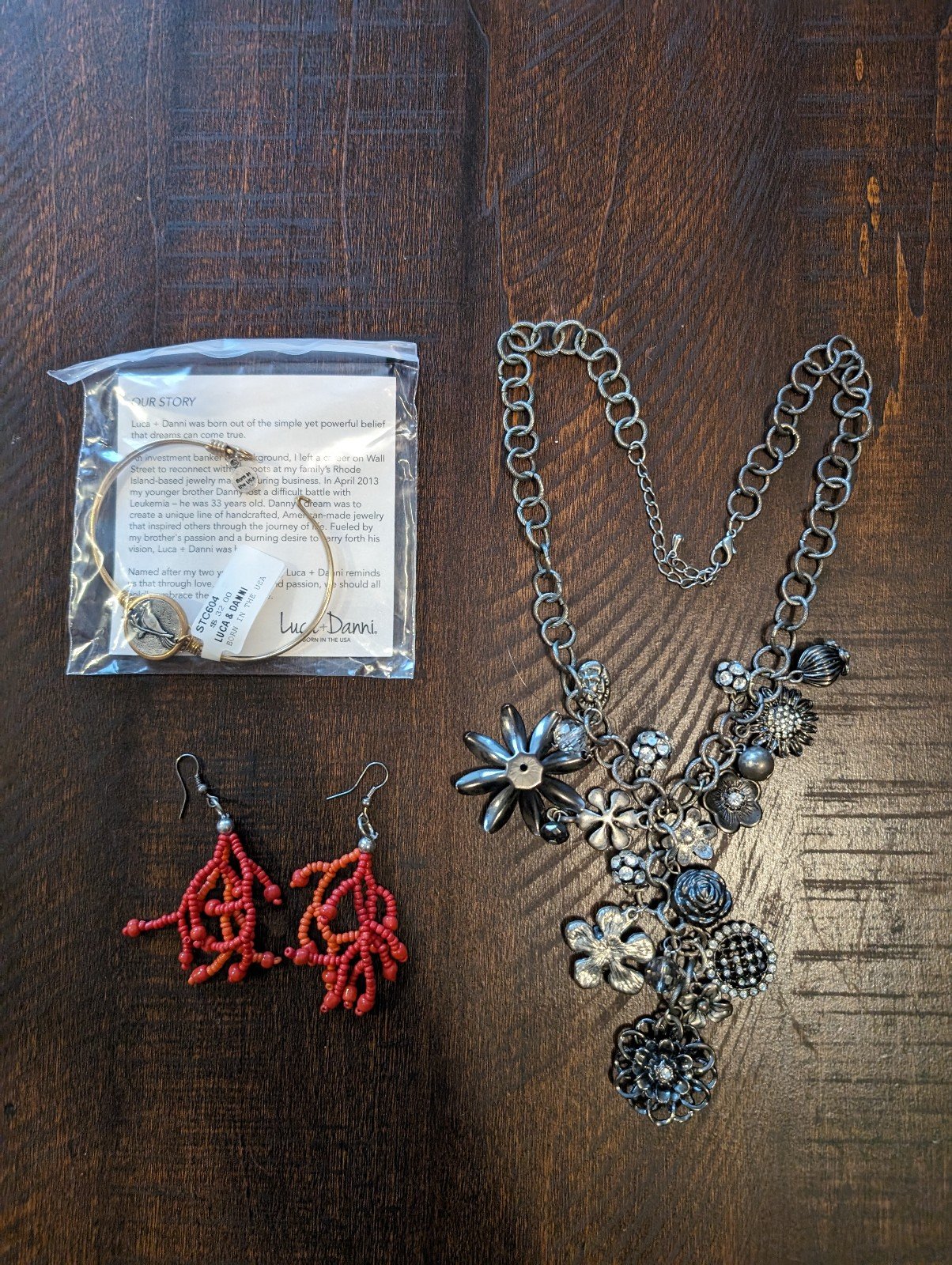 costume jewelry Lot