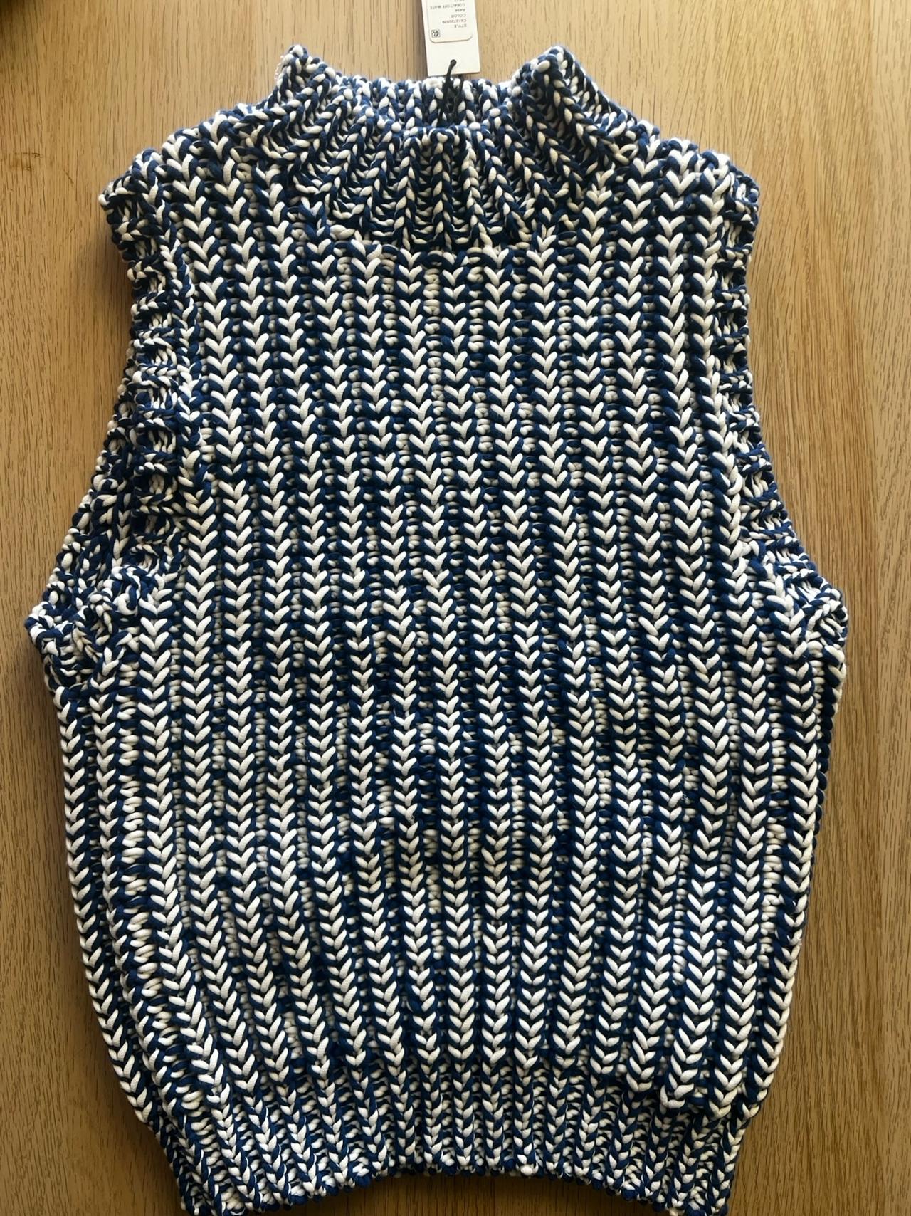 item photo #1