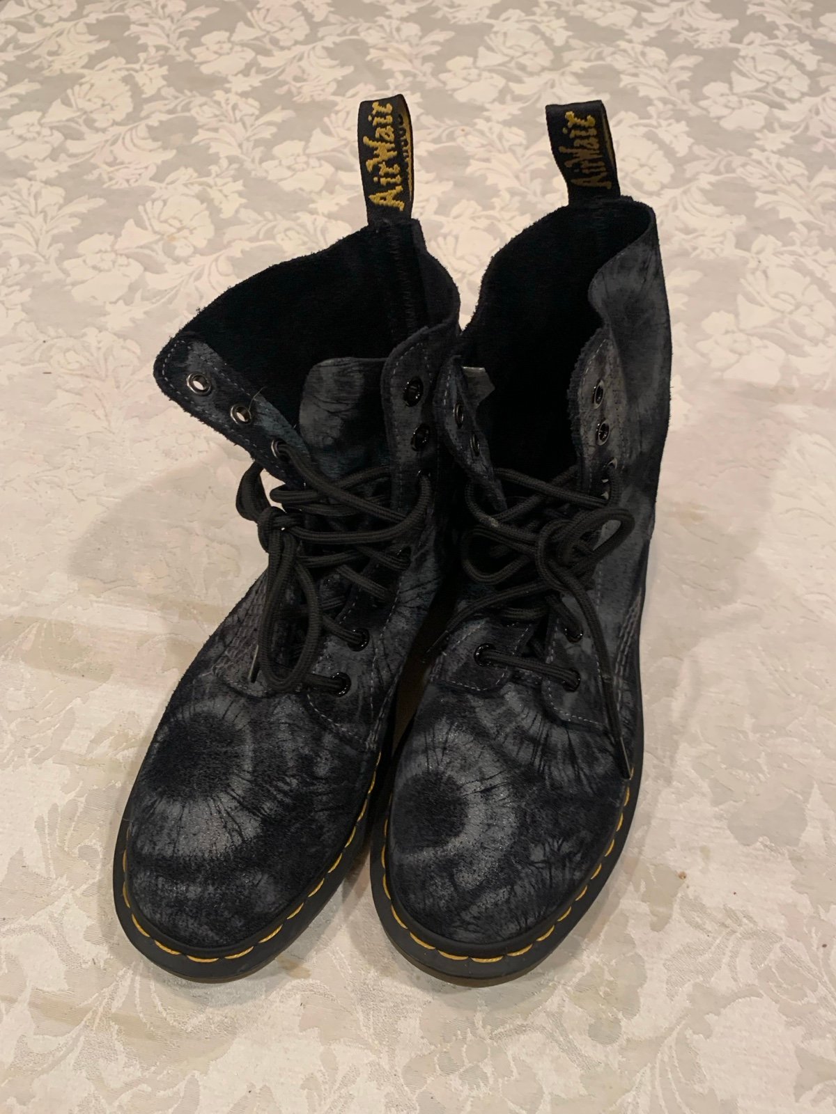 DR Martens 1460 Pascal Tie Dye Suede Lace Up Boots woman size 9, men 7