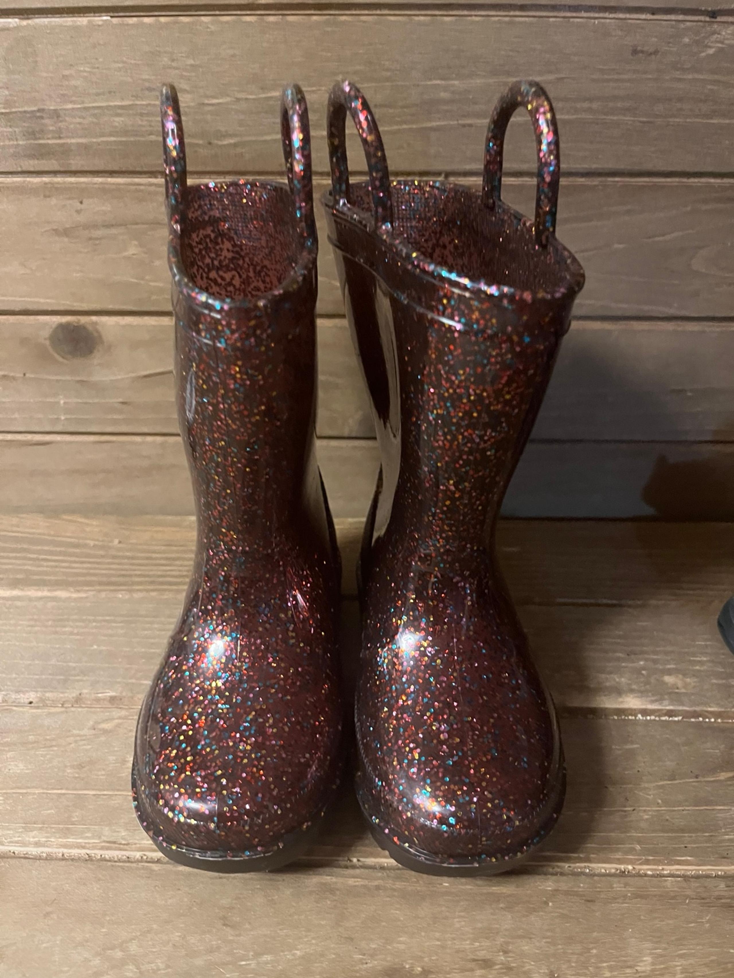 ZOOGS Girls Glittery Burgundy Rain-Boot size 6