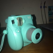 Fujifilm instax mini 7s with case