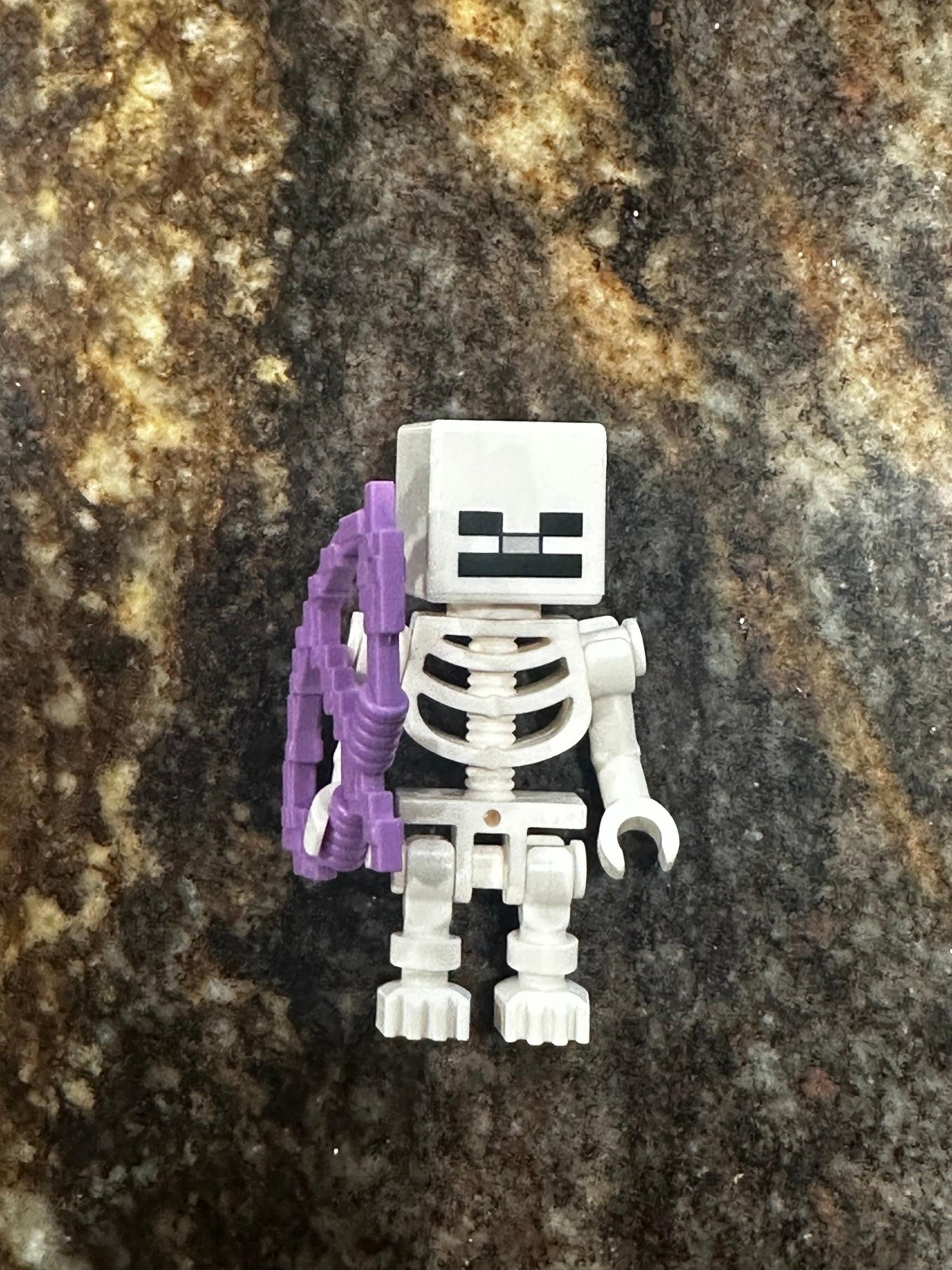 Lego Minecraft Skeleton Minifigure with Enchanted Bow