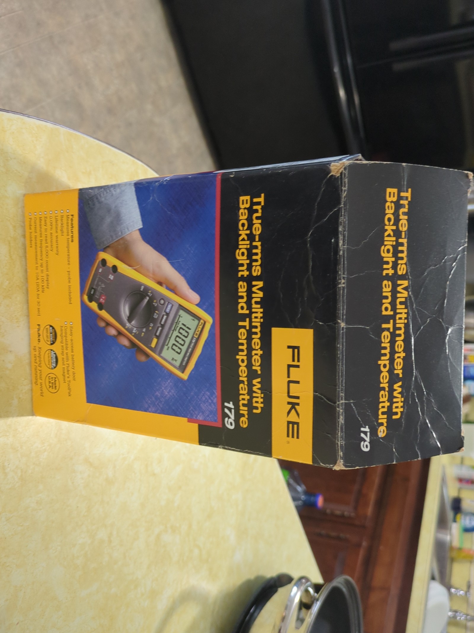 Fluke 179 true RMS multimeter