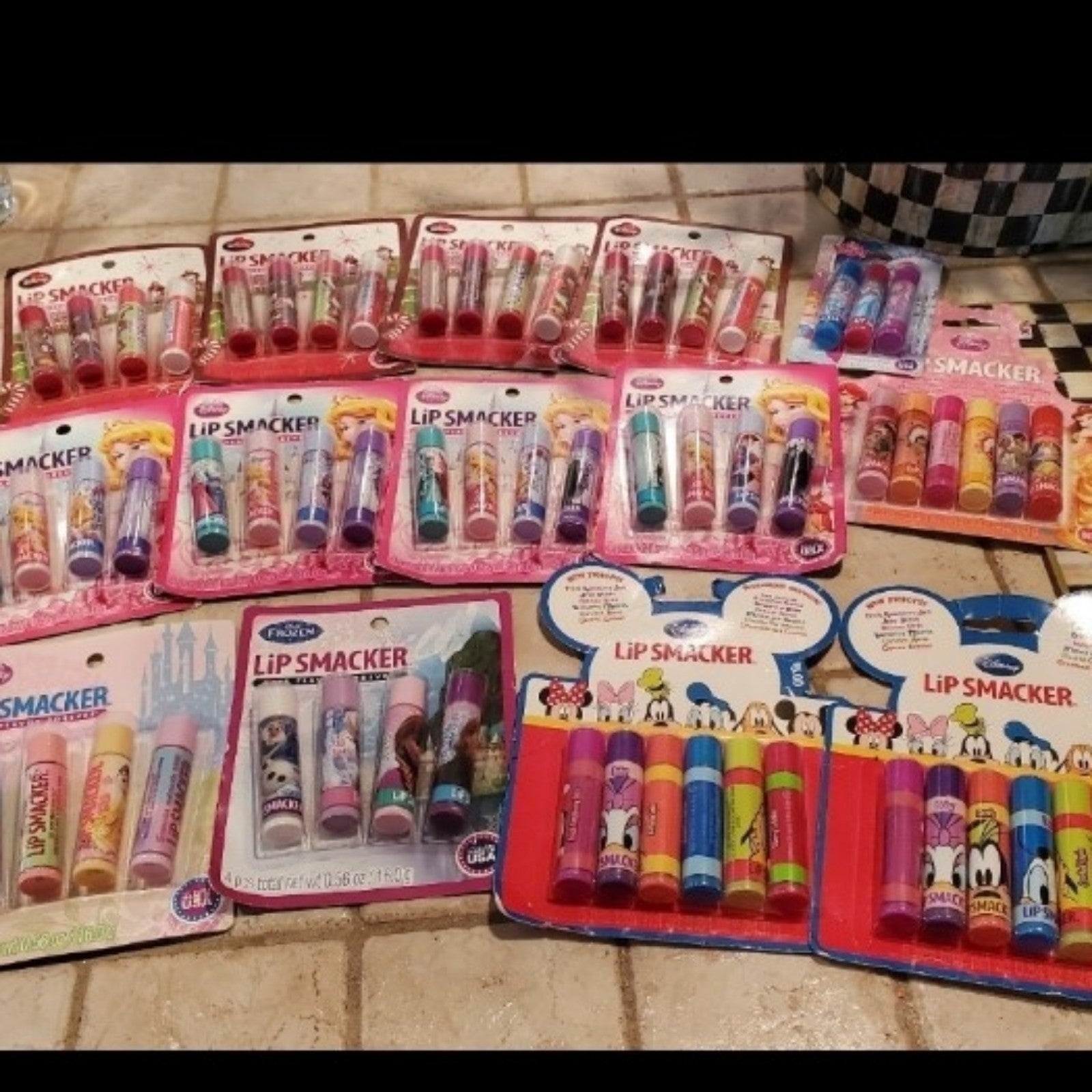 Bundle of 25 Bonne Bell lip smacker sets in package. Never opened
