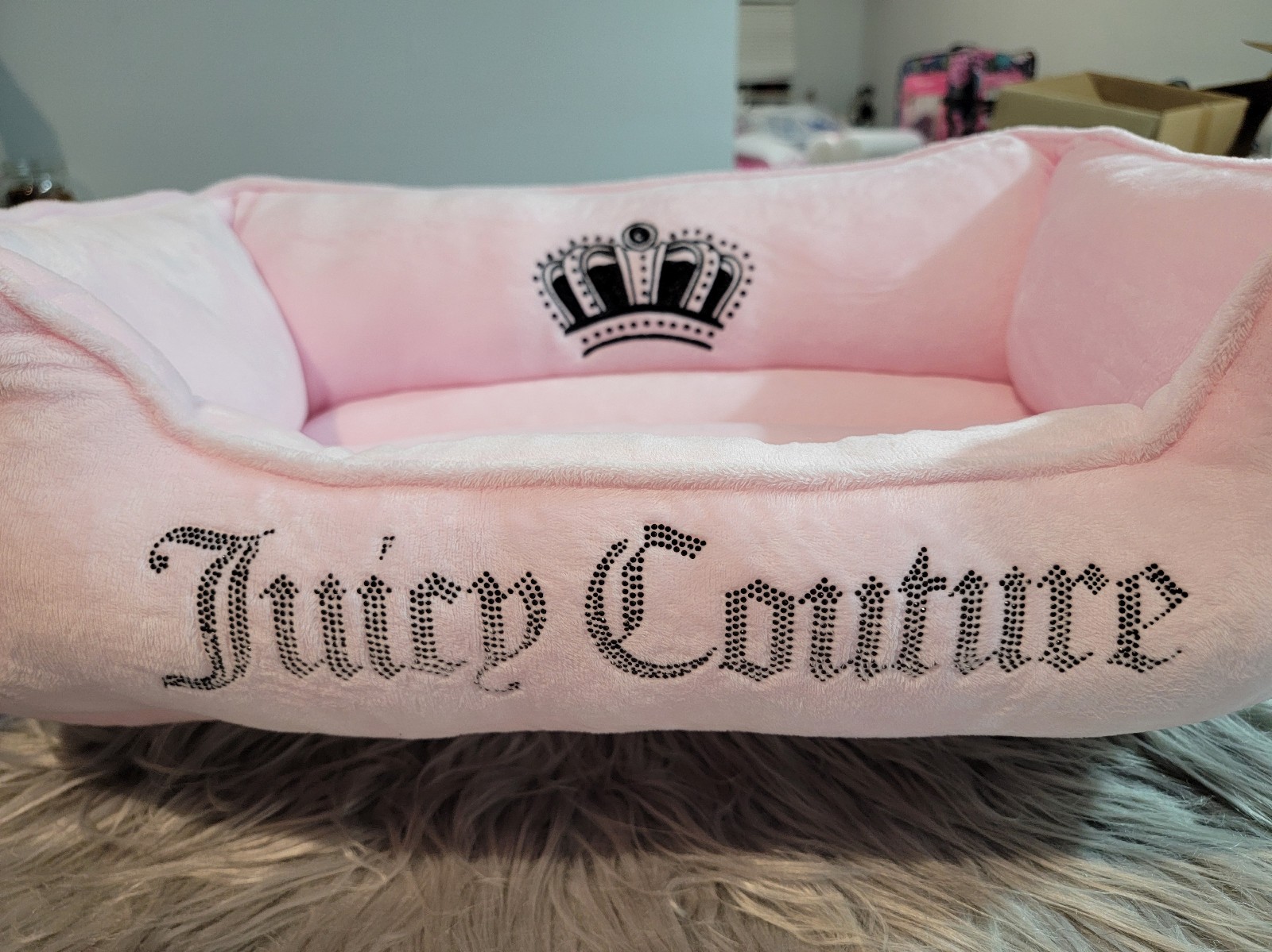 medium pet bed
