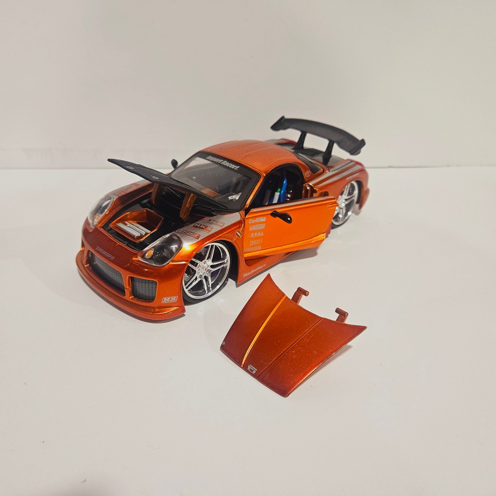 Jada toys import racer scale 1/24 Toyota mr2 spider - Model