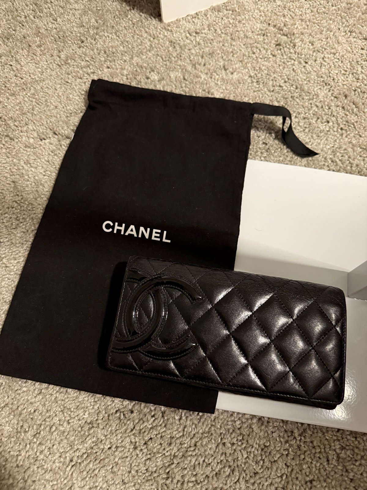 Authentic Chanel Quilted CC Wallet – Black Patent Leather