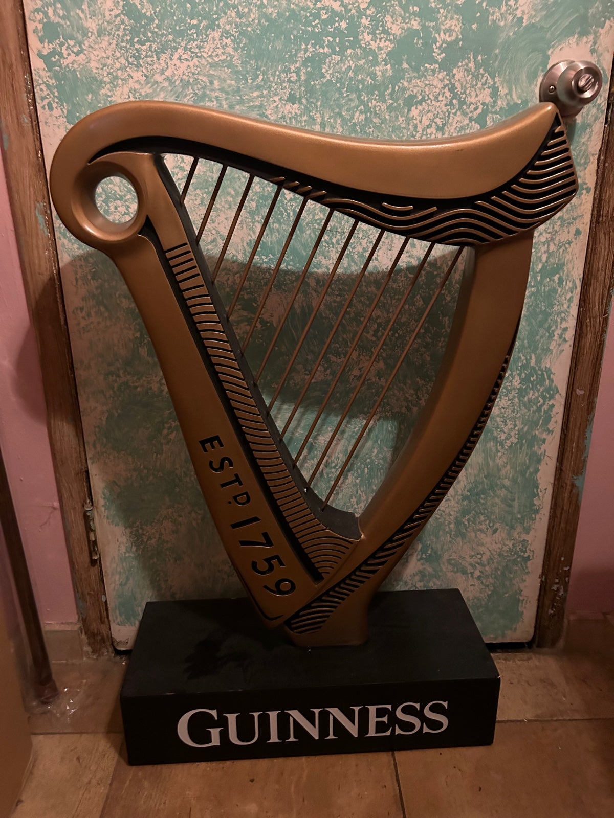 Rare Guinness Guilded Harp Irish Beer Counter Top Bar Display