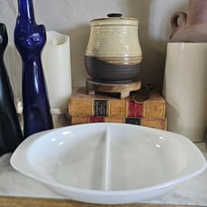 Vintage 1960s Pyrex 1063 1 1/2 Quart Oval White Divided Casserole Serving Dish