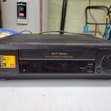 Sony SLV-675HF VCR 4 Head VHS Video Cassette Recorder No Remote Tested Working