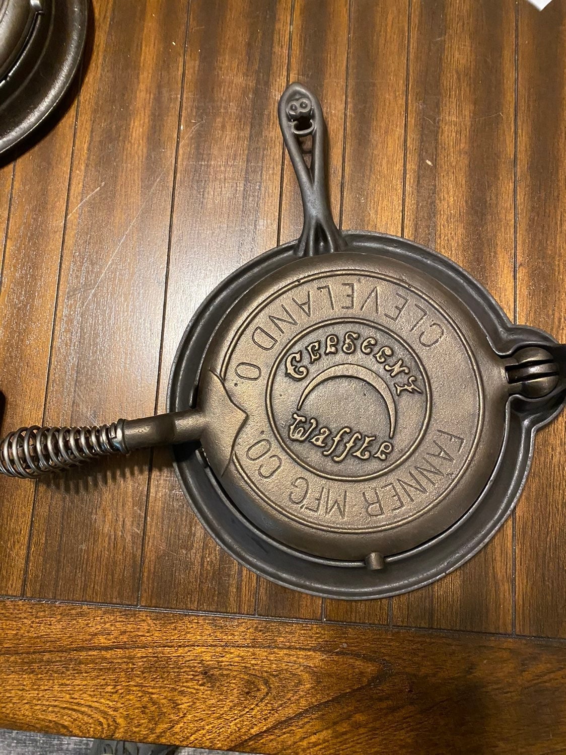 CRESCENT WAFFLE NO 8, FANNER MFG CO. NO 8 on bottom,