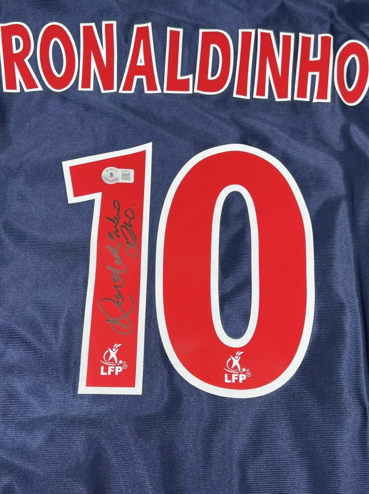 Ronaldinho Signed PSG Beckett Certified