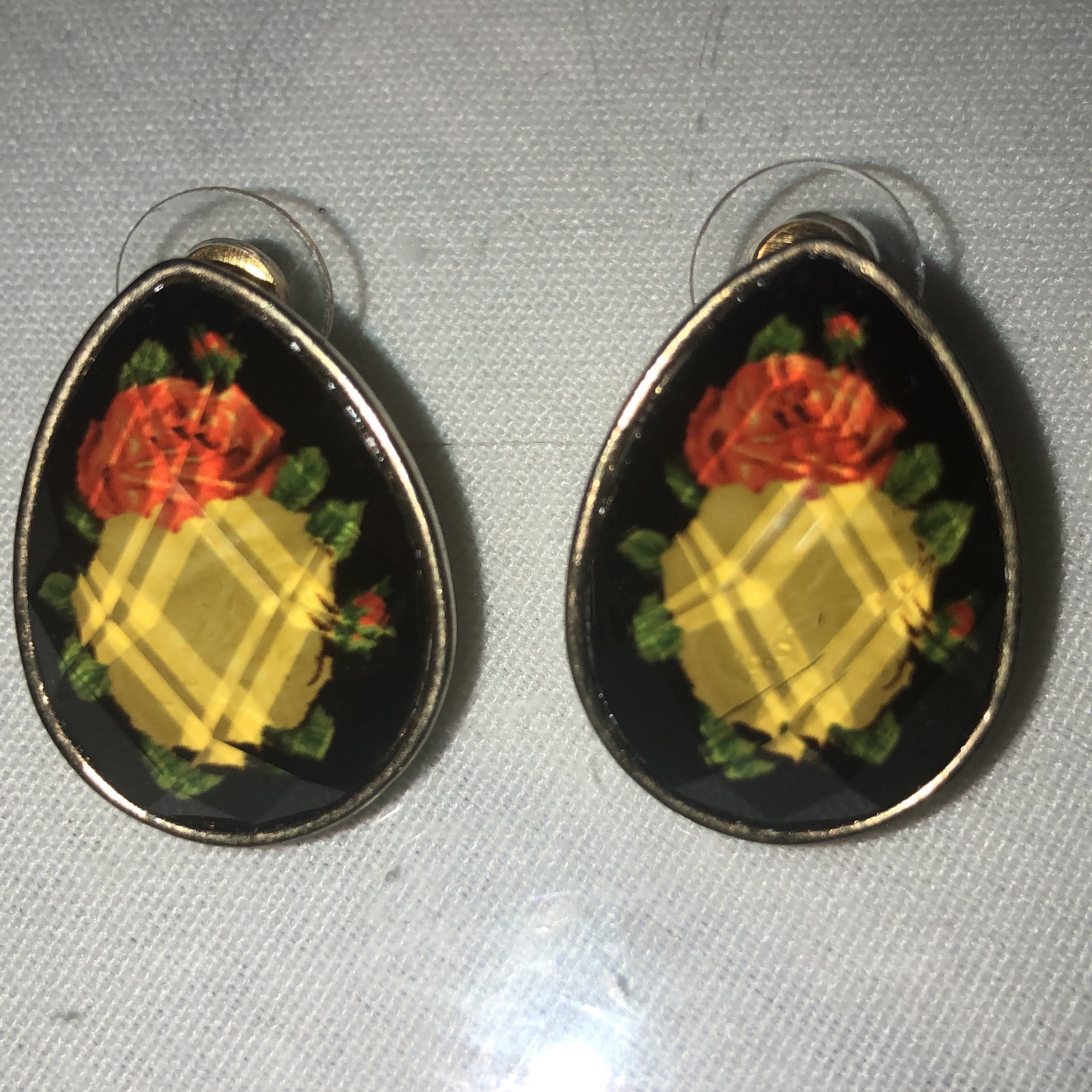 Vintage Black Flower Teardrop Earrings